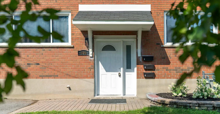 3-896 Pinewood Crescent, Ottawa, ON, K2B 5Y4 - 4
