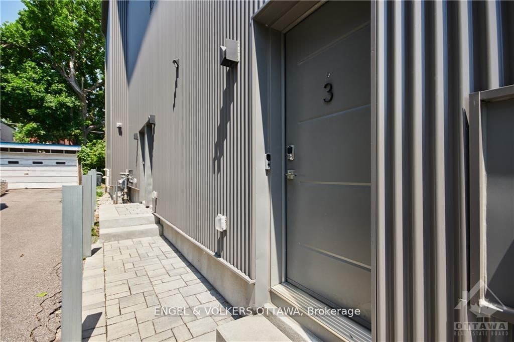 3-569 Mcleod Street, Ottawa, ON, K1R 5R2 - 2