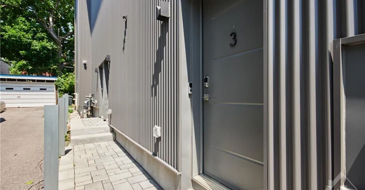 3-569 Mcleod Street, Ottawa, ON, K1R 5R2 - 2