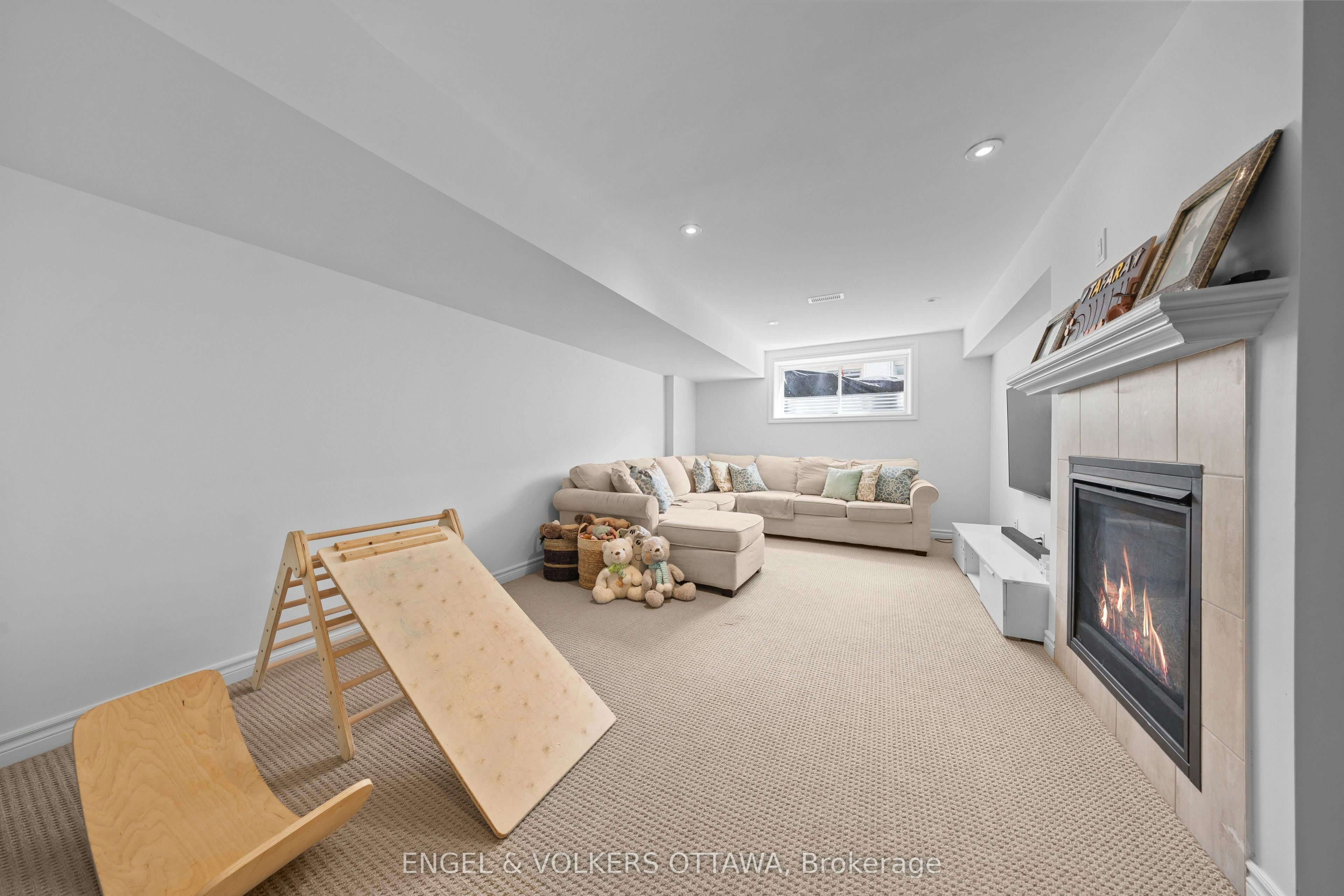 519 Borbridge Avenue, Ottawa, ON, K4M 0J1 - 27