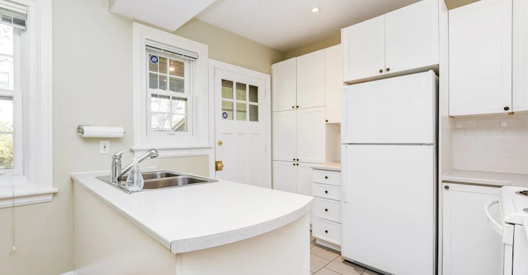 475 Golden Avenue, Ottawa, ON, K2A 2E4 - 11