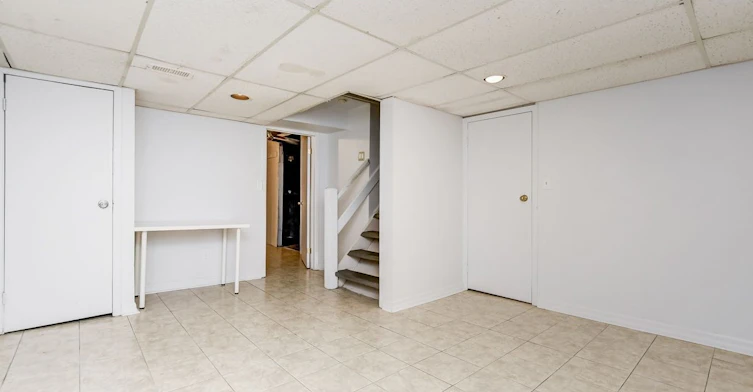 475 Golden Avenue, Ottawa, ON, K2A 2E4 - 24
