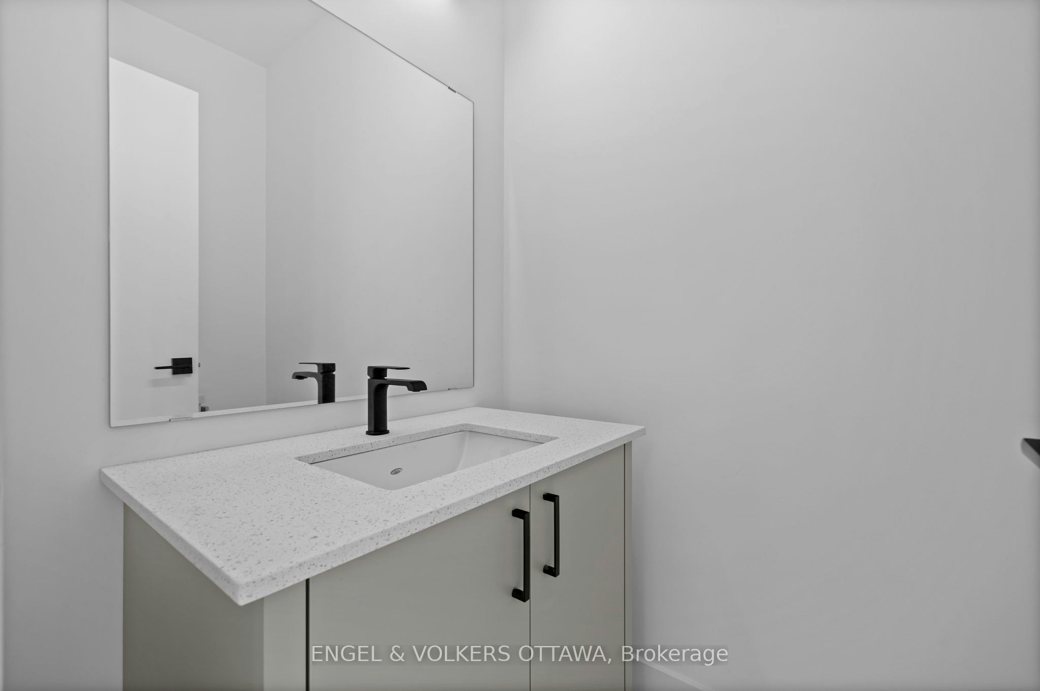 D-1258 Marenger Street, Ottawa, ON, K1C 1S2 - 14