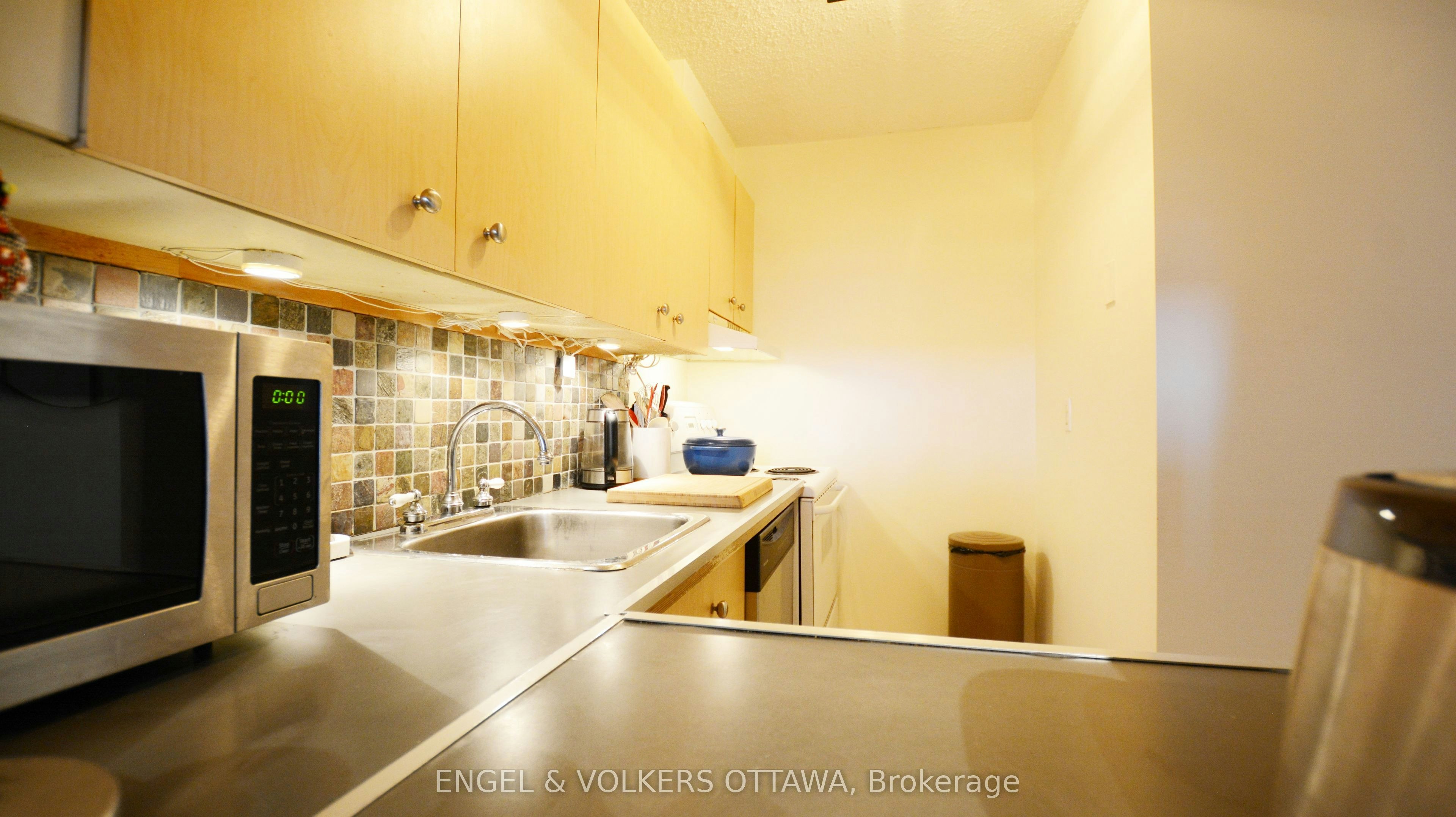 1205-1180 Ohio Street, Ottawa, ON, K1H 8N5 - 8