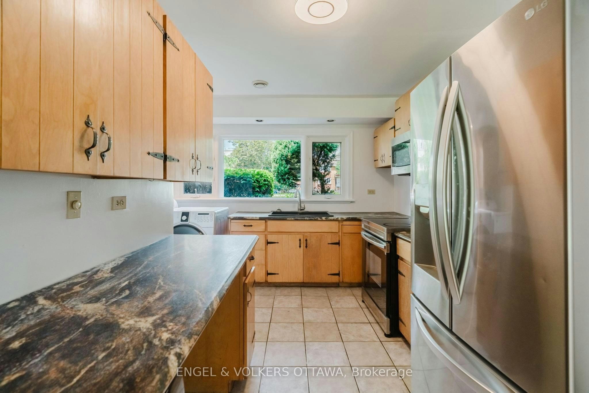 1994 Carling Avenue, Ottawa, ON, K2A 1G1 - 13