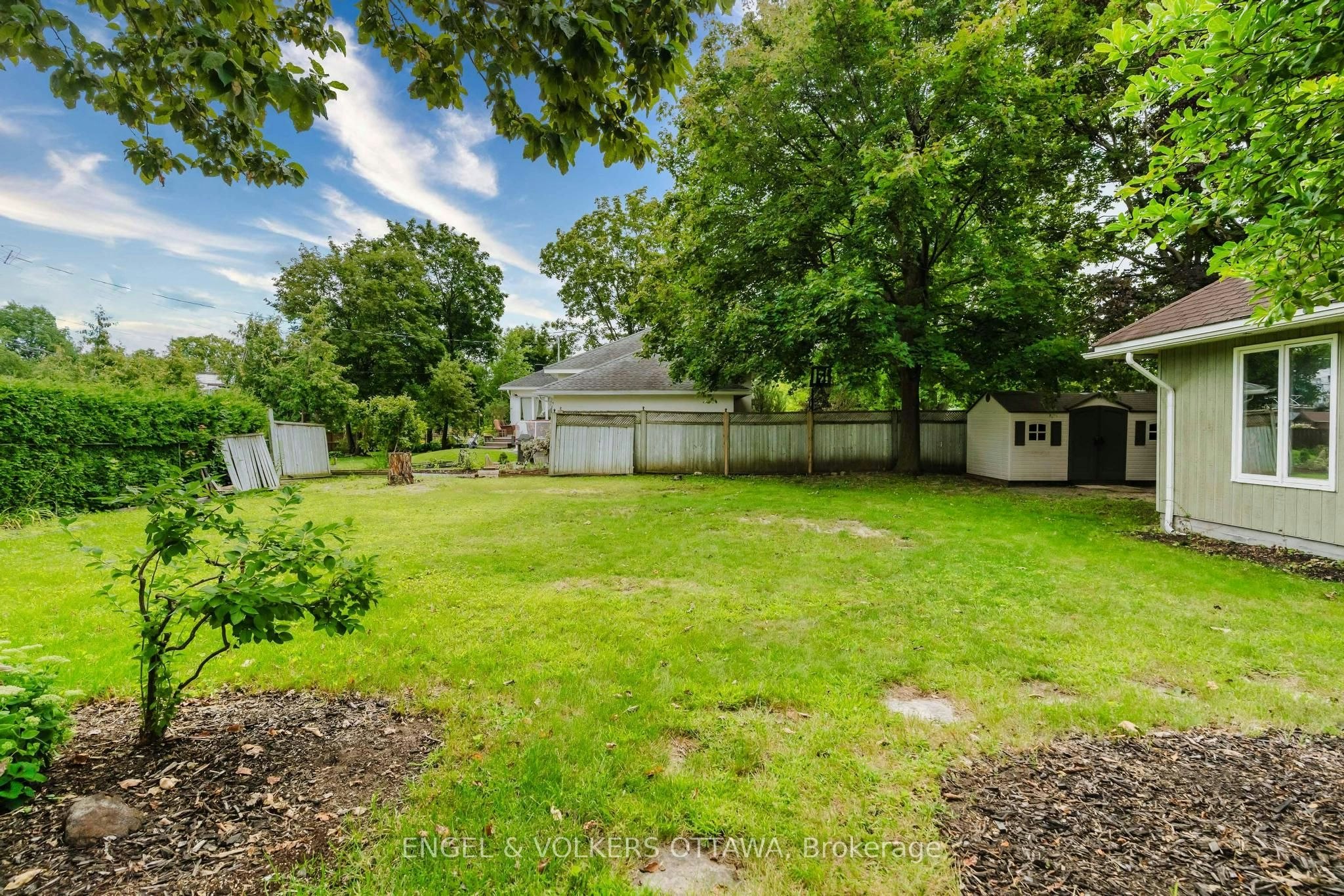 1994 Carling Avenue, Ottawa, ON, K2A 1G1 - 43