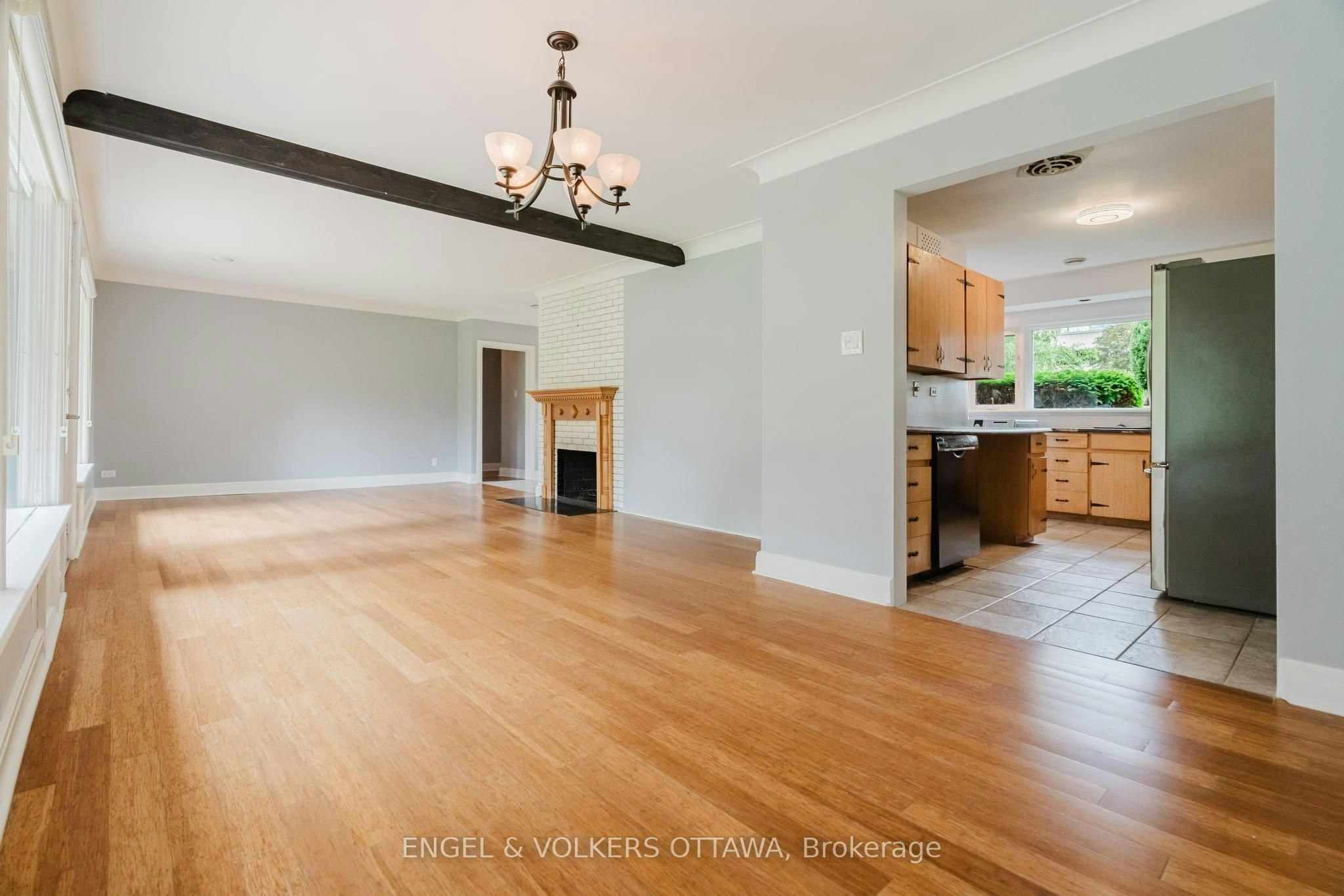 1994 Carling Avenue, Ottawa, ON, K2A 1G1 - 11