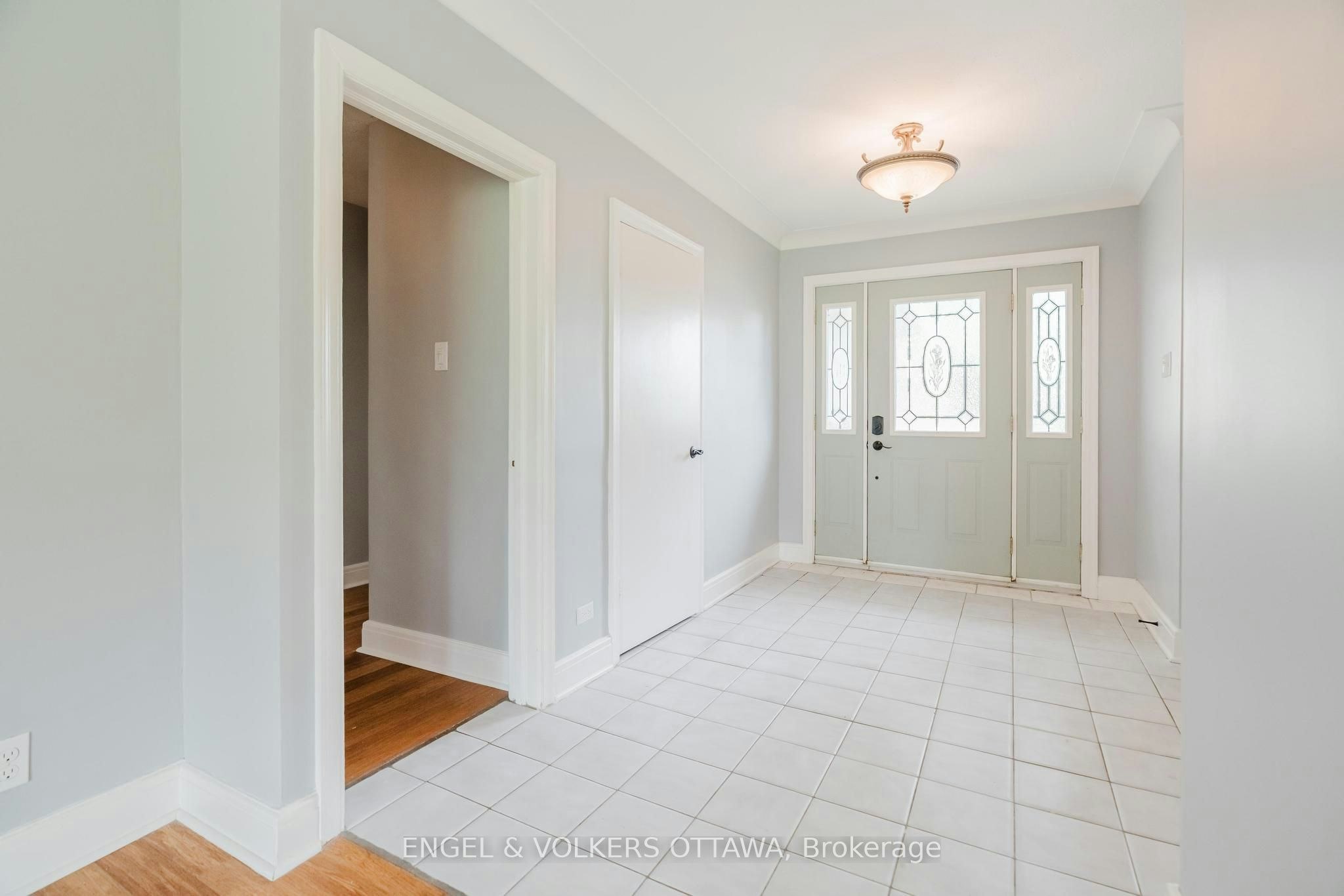 1994 Carling Avenue, Ottawa, ON, K2A 1G1 - 20