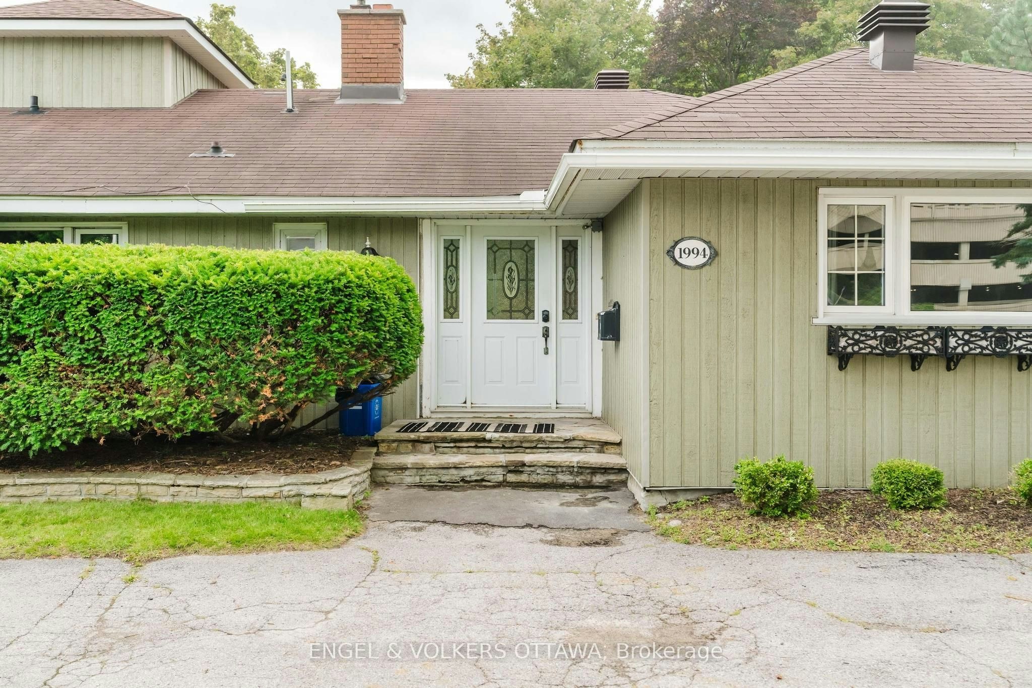 1994 Carling Avenue, Ottawa, ON, K2A 1G1 - 3