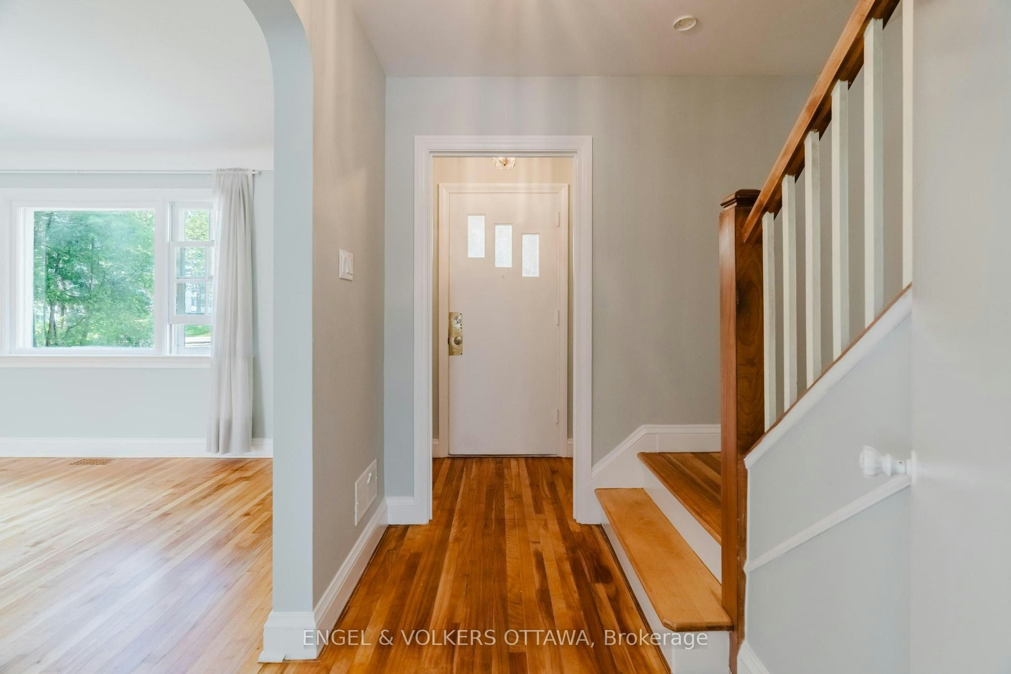 2028 Carling Avenue, Ottawa, ON, K2A 1G2 - 5
