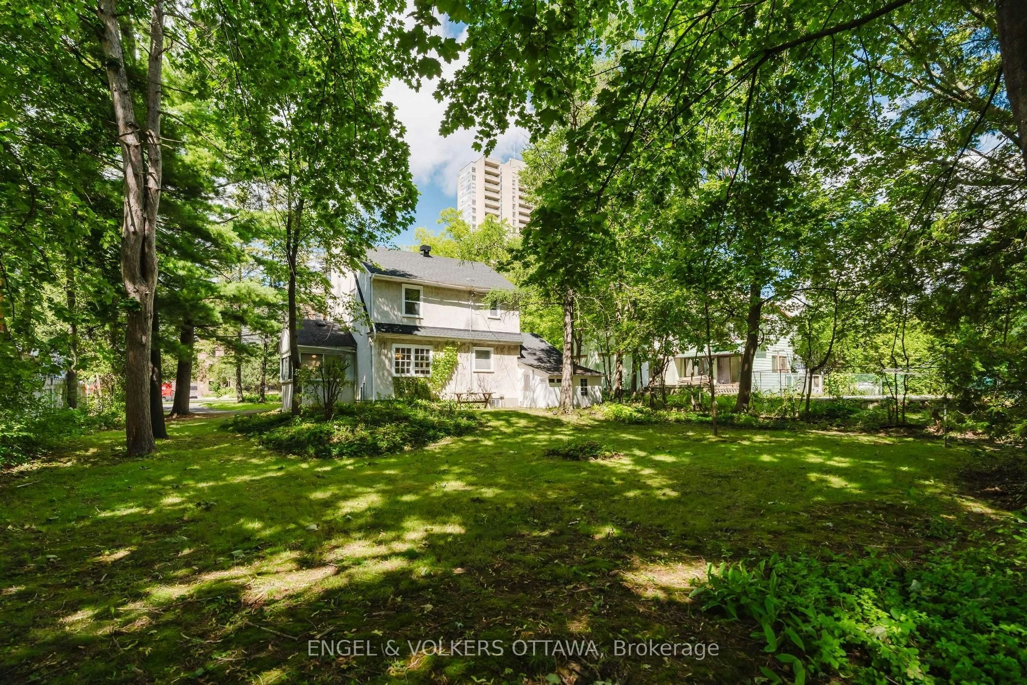 2028 Carling Avenue, Ottawa, ON, K2A 1G2 - 41