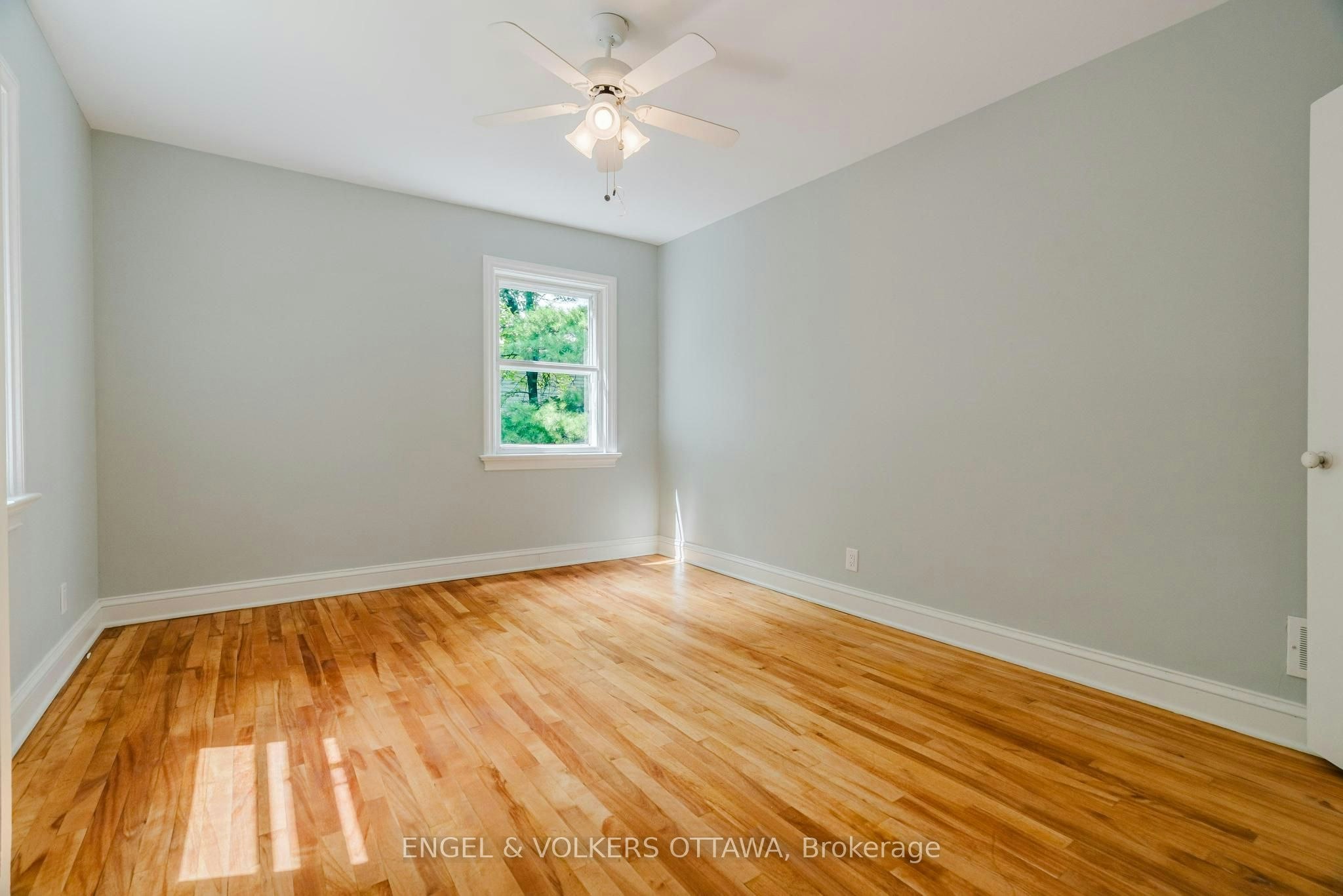 2028 Carling Avenue, Ottawa, ON, K2A 1G2 - 25