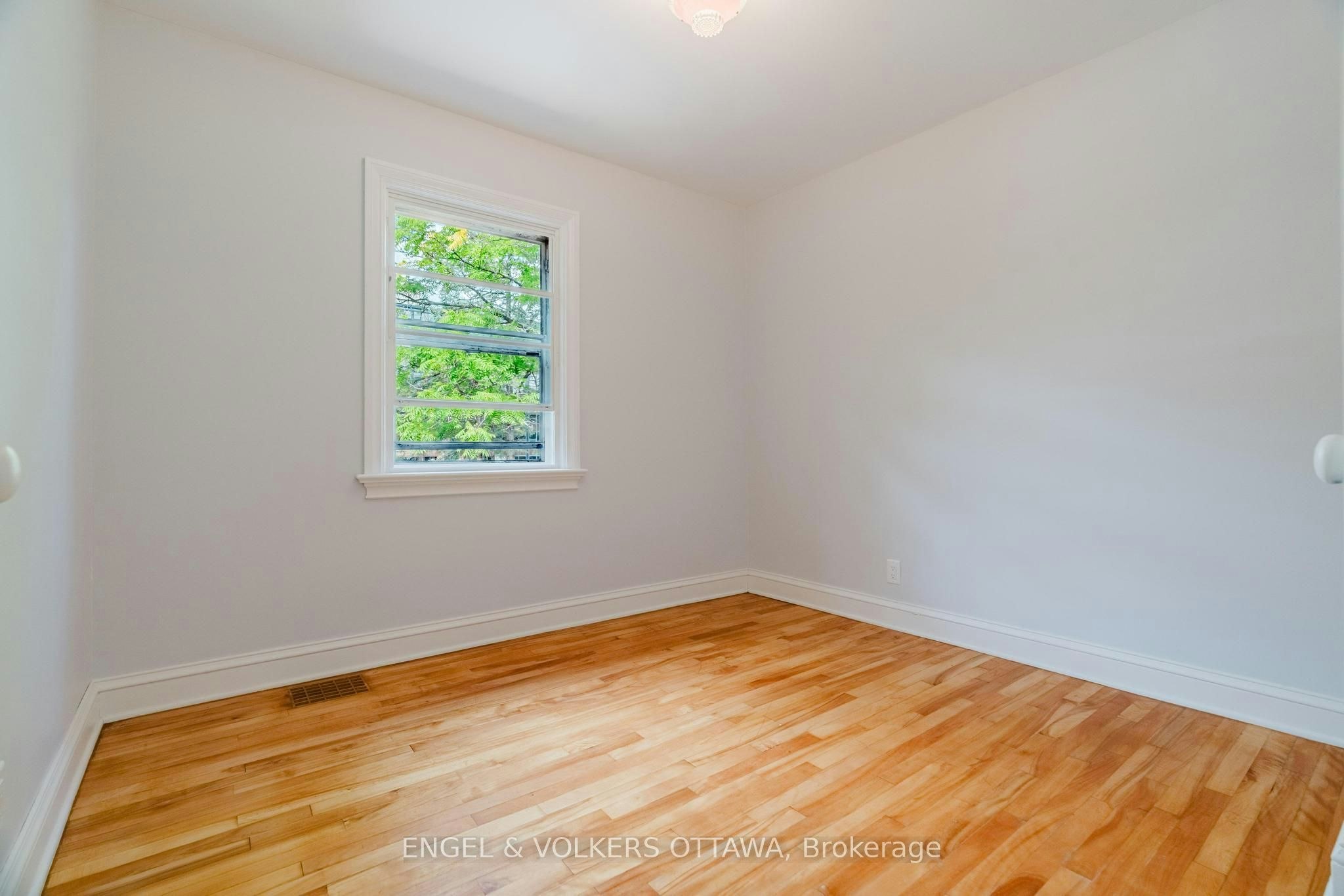 2028 Carling Avenue, Ottawa, ON, K2A 1G2 - 34