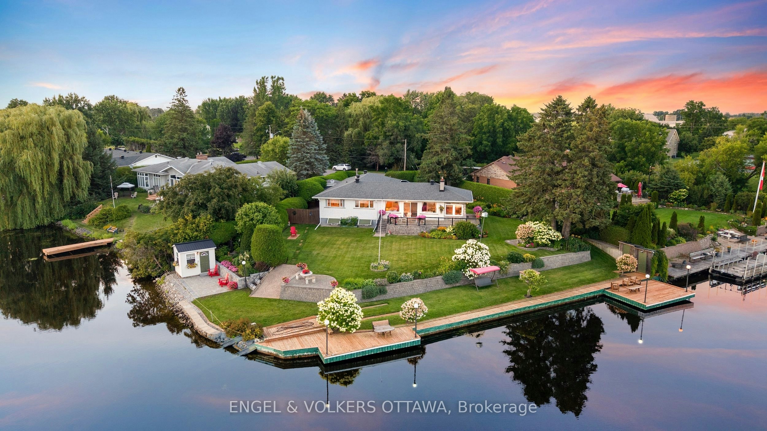 5046 Mowatview Court, Manotick, ON, K4M 1B2