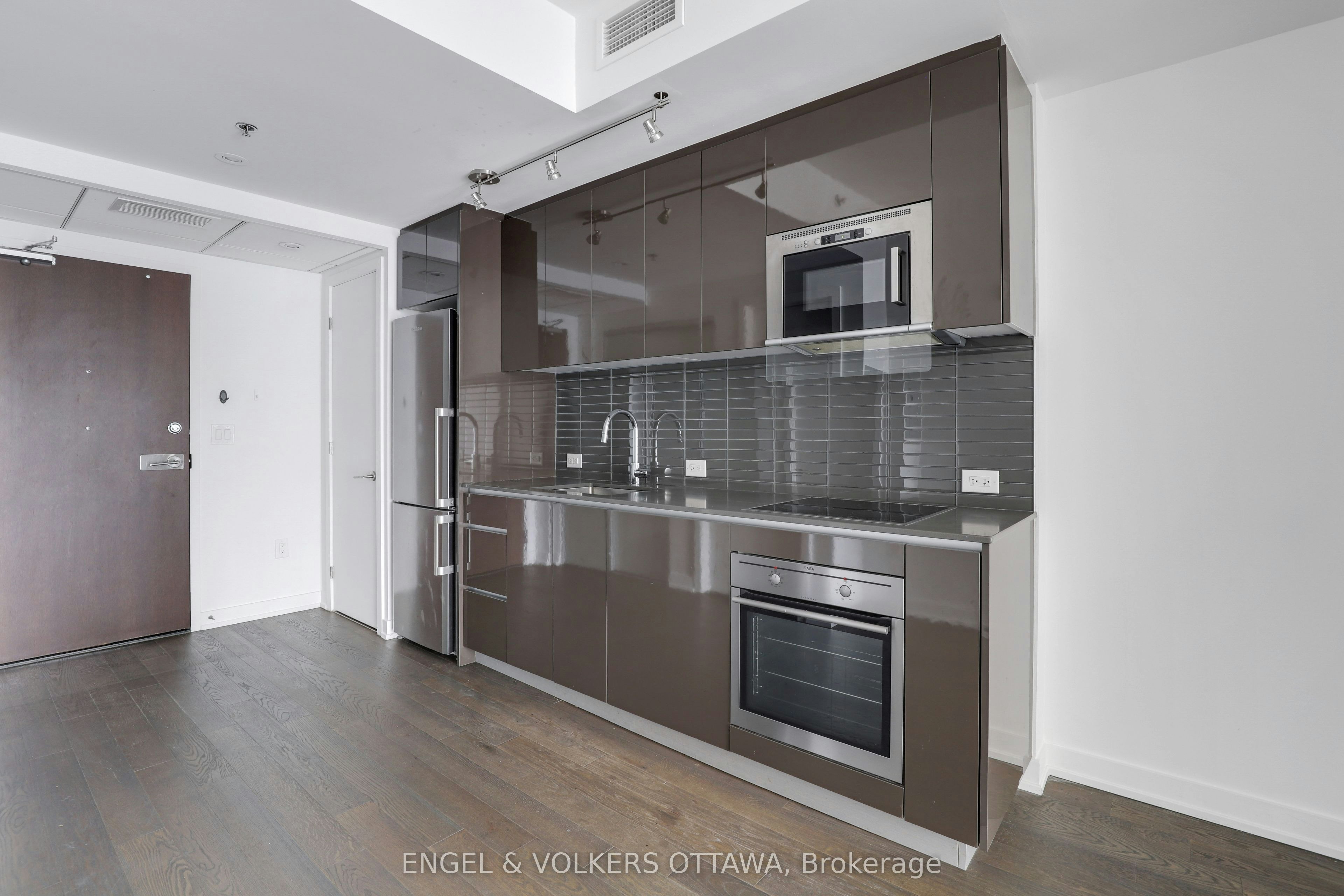 606-199 Slater Street, Ottawa, ON, K1P 0C8 - 7