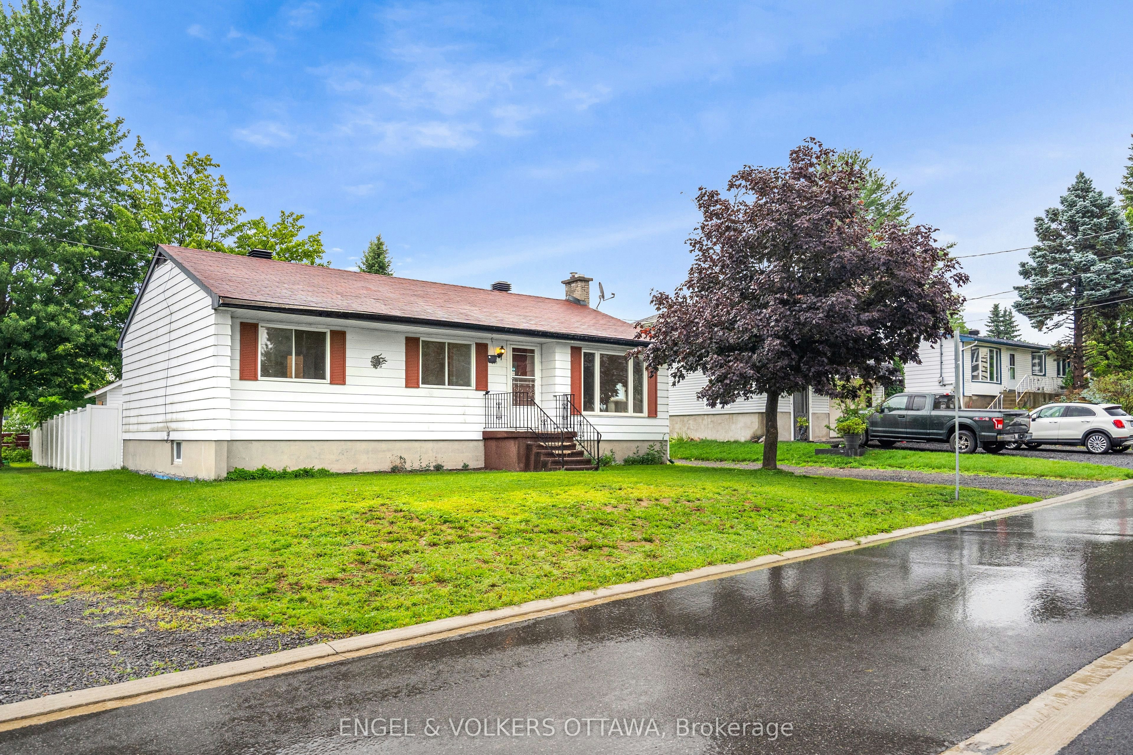 871 Notre Dame Street, Clarence-Rockland, ON, K4K 1G3