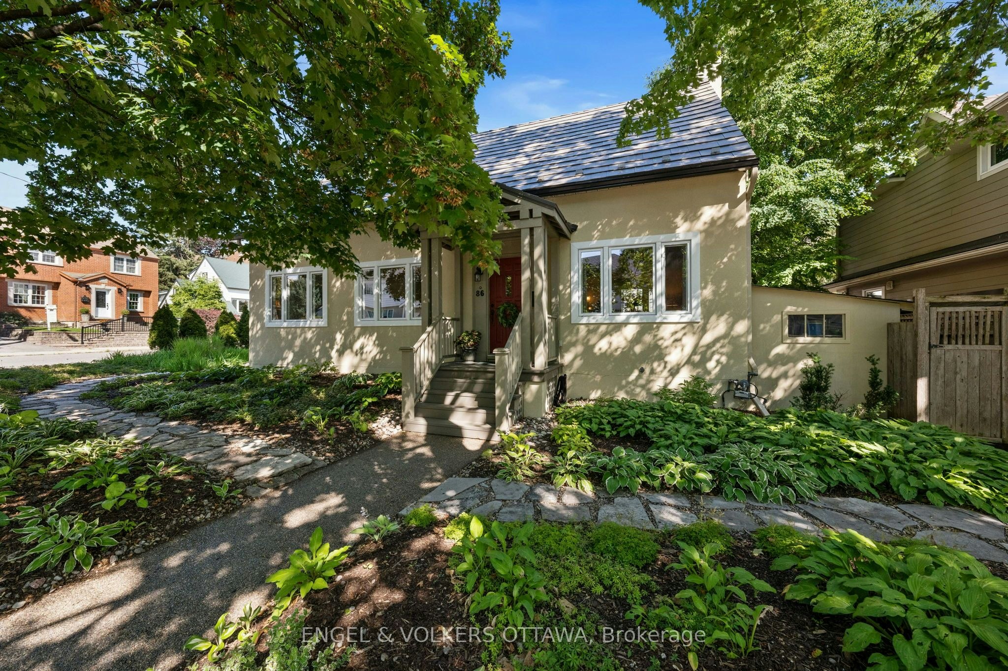 86 Ivy Crescent