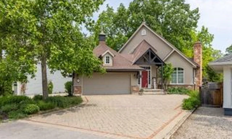 17 Vincent Avenue