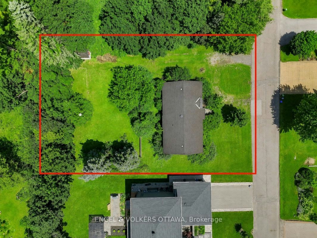 91 Palsen Street, Ottawa, ON, K2G 2W6