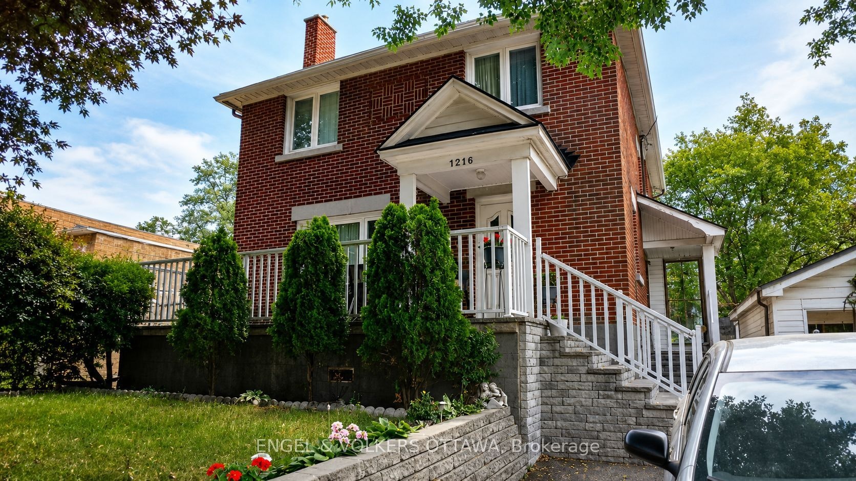 1216 Ridgemont Avenue, Ottawa, ON, K1V 6E7