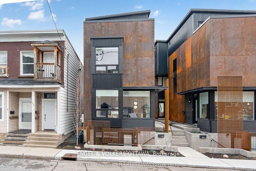 B-117 Carruthers Avenue, Ottawa, ON, K1Y 1N4