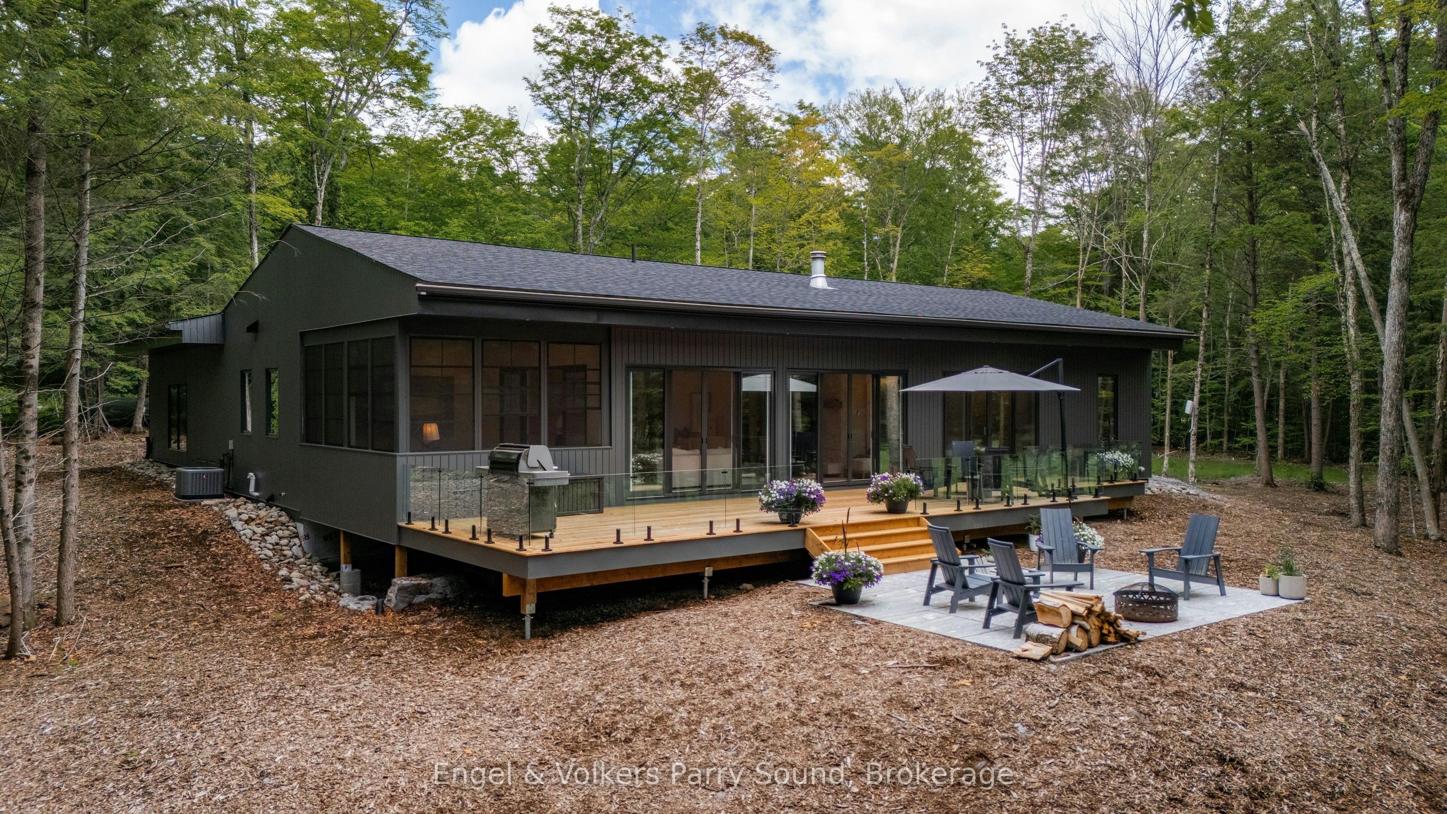 15 Beechwood Drive, Seguin, ON, P2A 2W8