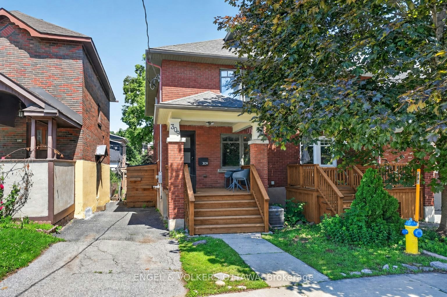 309 Flora Street, Ottawa, ON, K1R 5S1