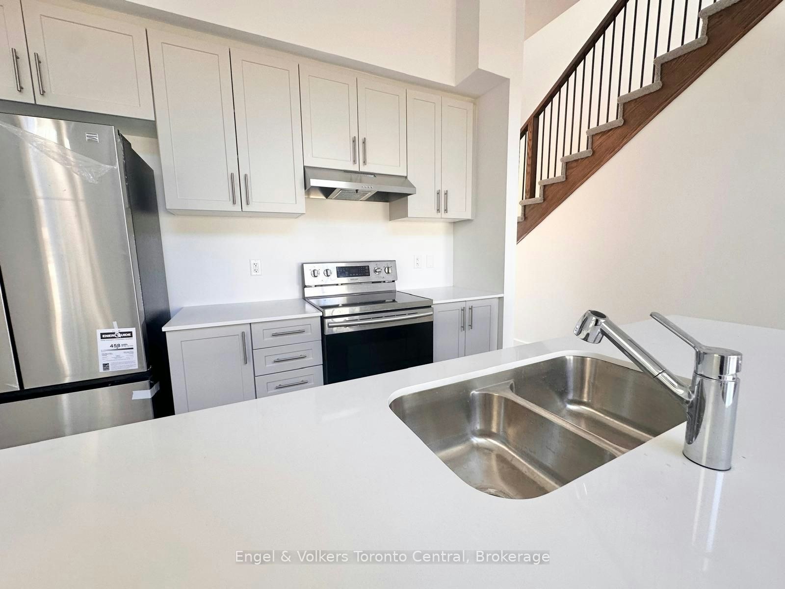 184 Stoneleigh Drive, Blue Mountains, ON, L9Y 5T9 - 4