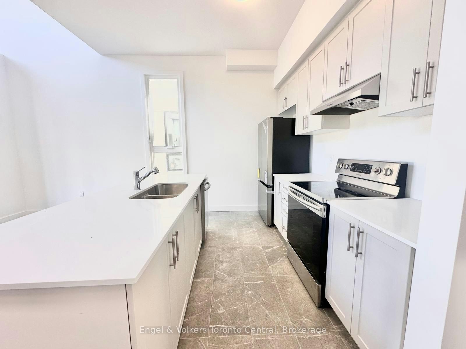 184 Stoneleigh Drive, Blue Mountains, ON, L9Y 5T9 - 5