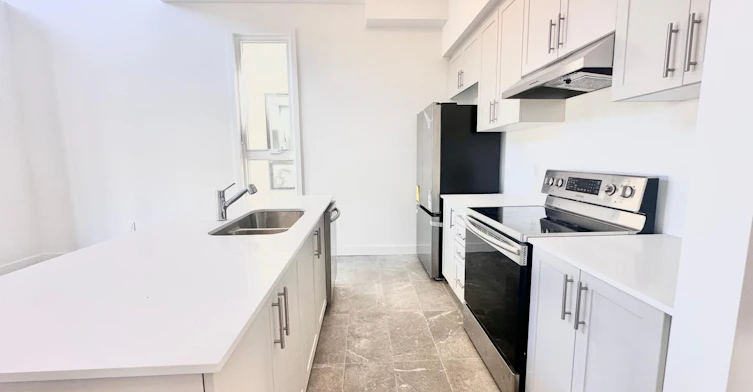 184 Stoneleigh Drive, Blue Mountains, ON, L9Y 5T9 - 5