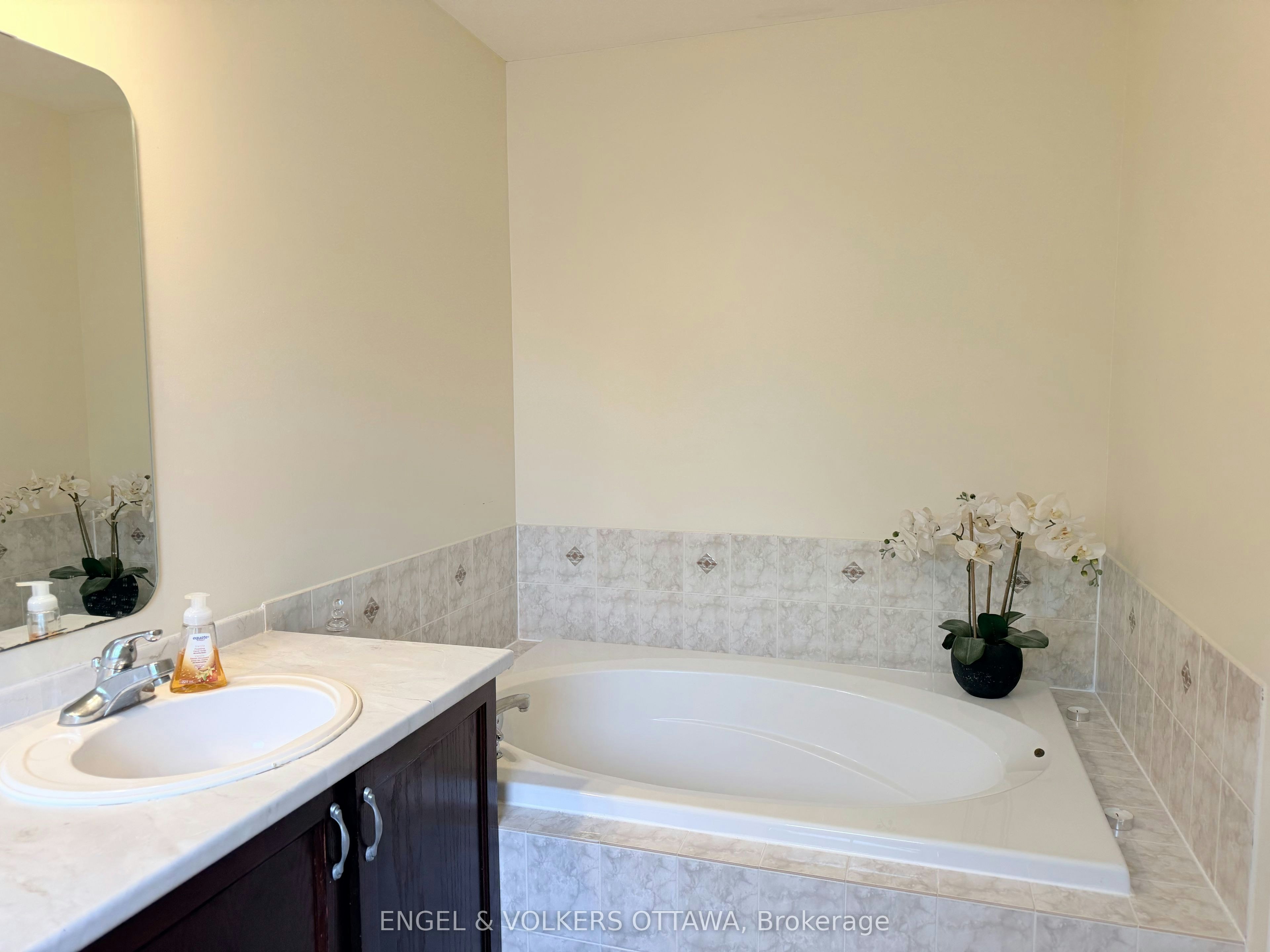 124 Landover Crescent, Ottawa, ON, K2M 2W2 - 19