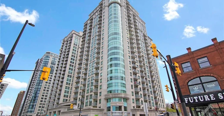 904-200 Rideau Street, Ottawa, ON, K1N 5Y1