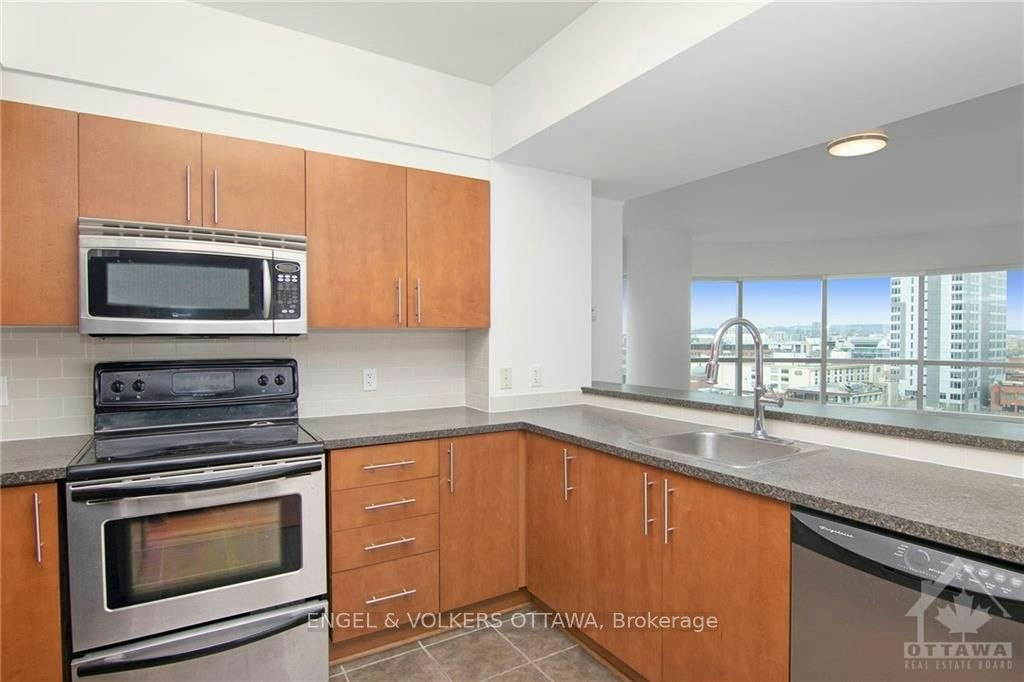 904-200 Rideau Street, Ottawa, ON, K1N 5Y1 - 9