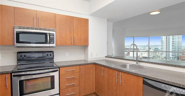 904-200 Rideau Street, Ottawa, ON, K1N 5Y1 - 9