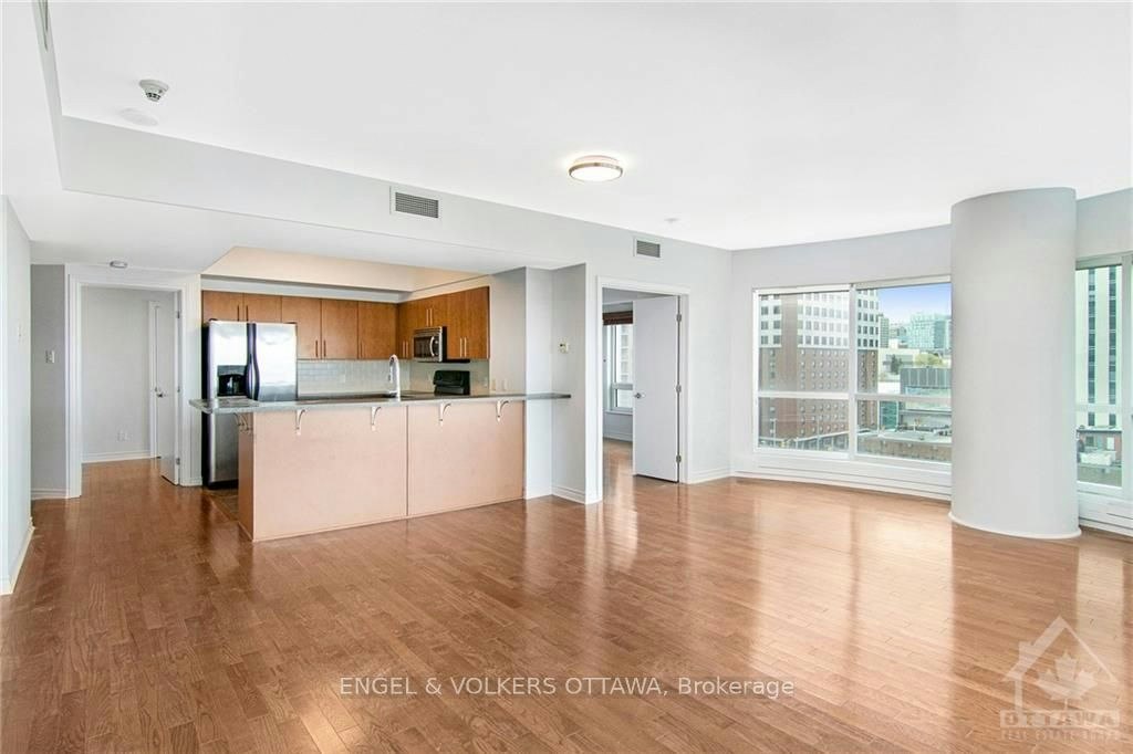 904-200 Rideau Street, Ottawa, ON, K1N 5Y1 - 5