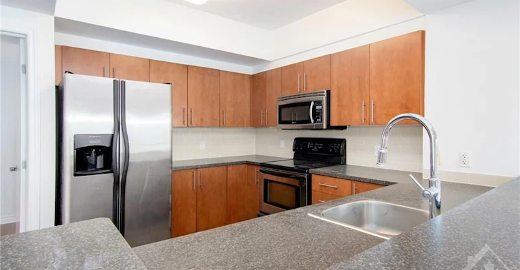 904-200 Rideau Street, Ottawa, ON, K1N 5Y1 - 8
