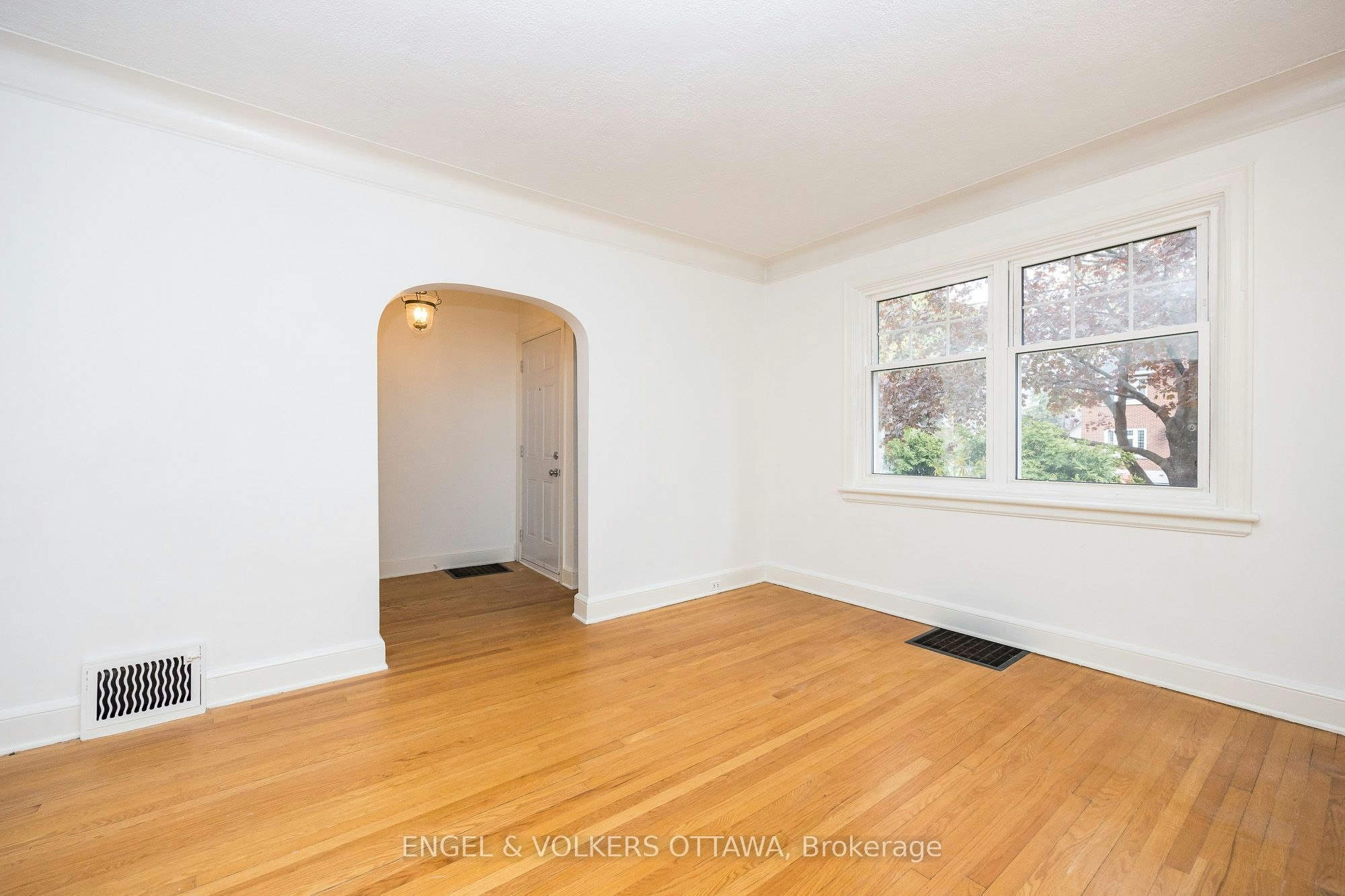 49 Geneva Street, Ottawa, ON, K1Y 3N6 - 6