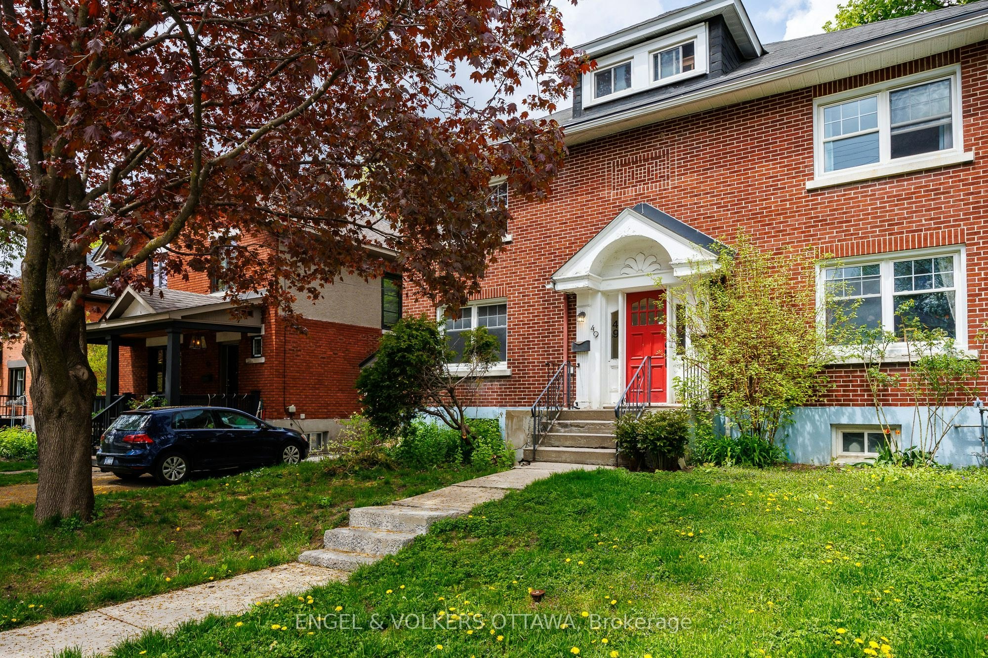 49 Geneva Street, Ottawa, ON, K1Y 3N6