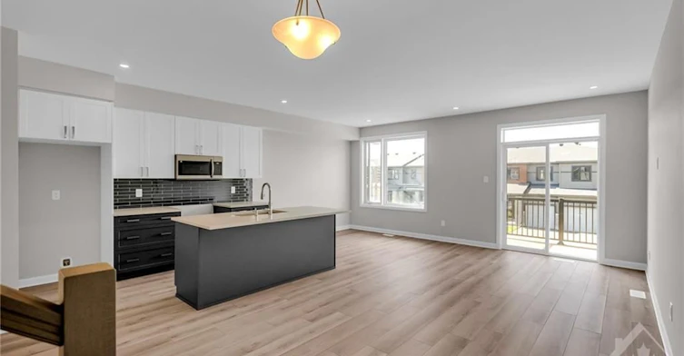 313 Gisborne Place, Ottawa, ON, K2W 0L2 - 11