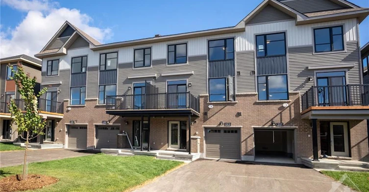 313 Gisborne Place, Ottawa, ON, K2W 0L2 - 3