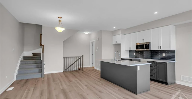 313 Gisborne Place, Ottawa, ON, K2W 0L2 - 8