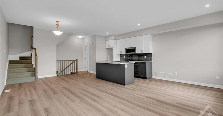 313 Gisborne Place, Ottawa, ON, K2W 0L2 - 10