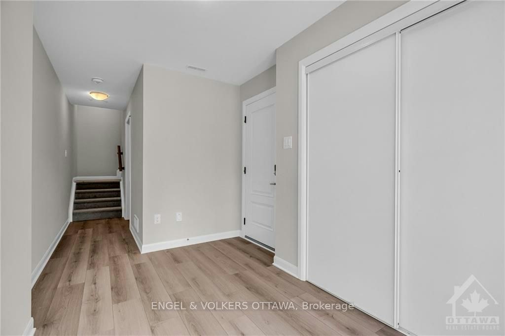 313 Gisborne Place, Ottawa, ON, K2W 0L2 - 6