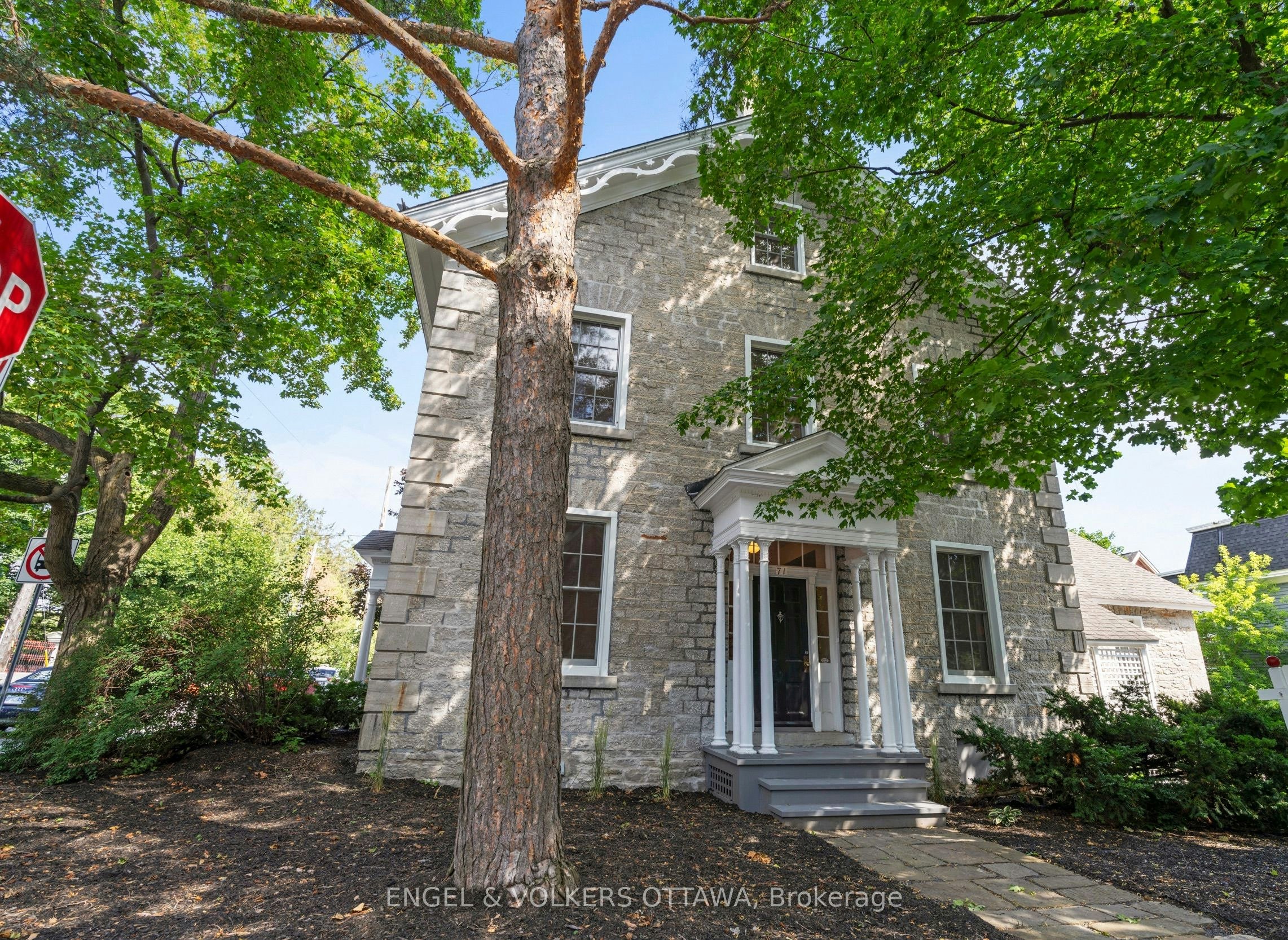 71 Thomas Street, Ottawa, ON, K1M 1M7 - 2