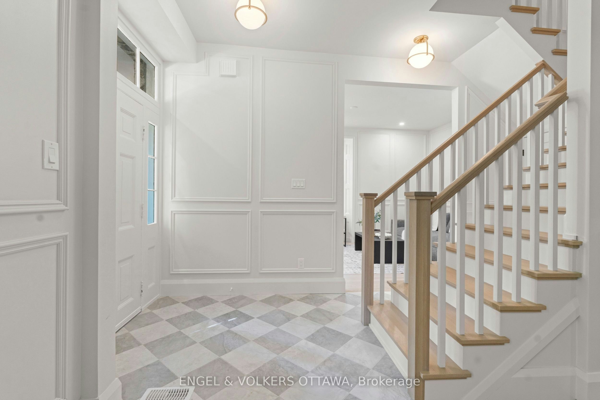 71 Thomas Street, Ottawa, ON, K1M 1M7 - 4