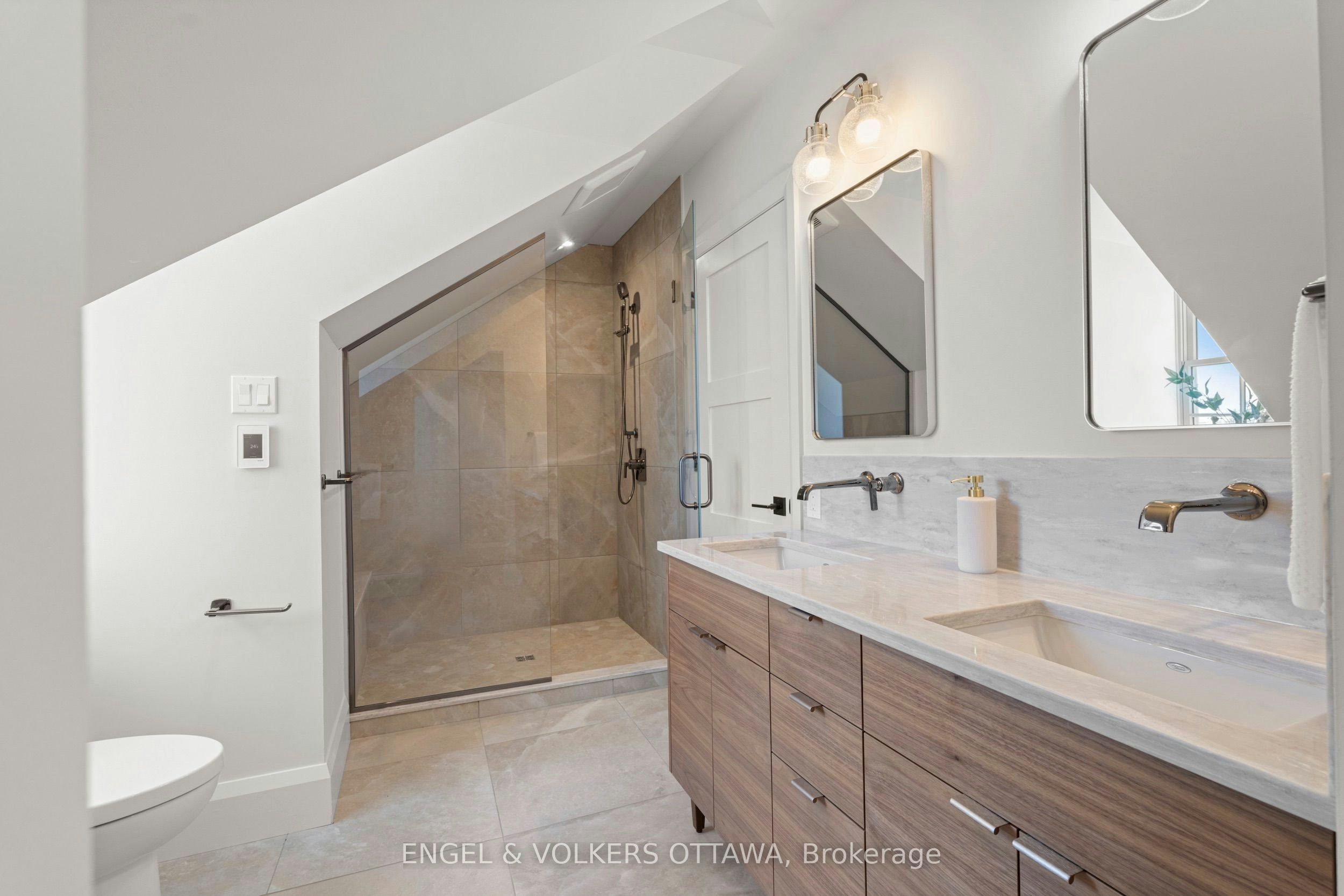 71 Thomas Street, Ottawa, ON, K1M 1M7 - 32