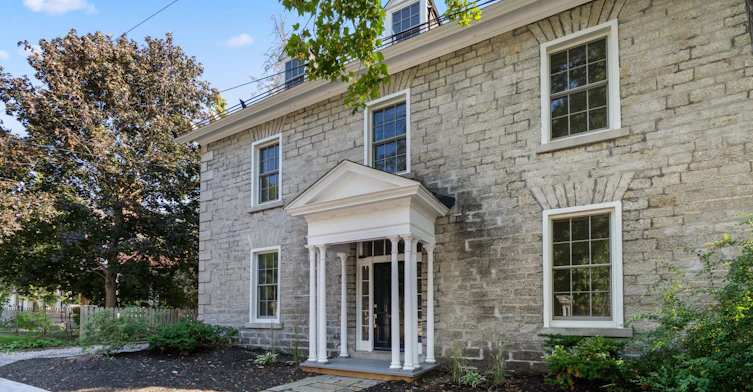 35 Mackay Street, Ottawa, ON, K1M 2B2 - 36