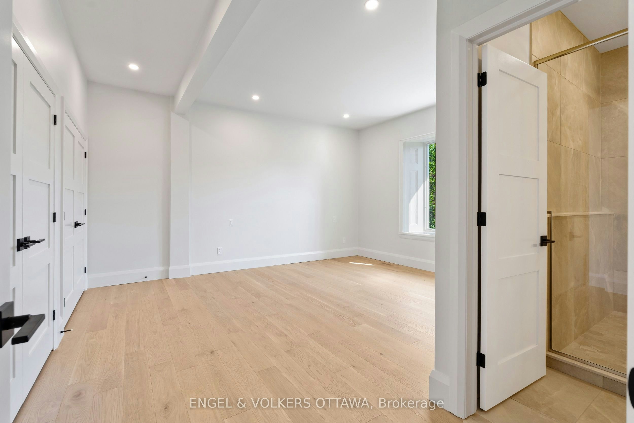35 Mackay Street, Ottawa, ON, K1M 2B2 - 21