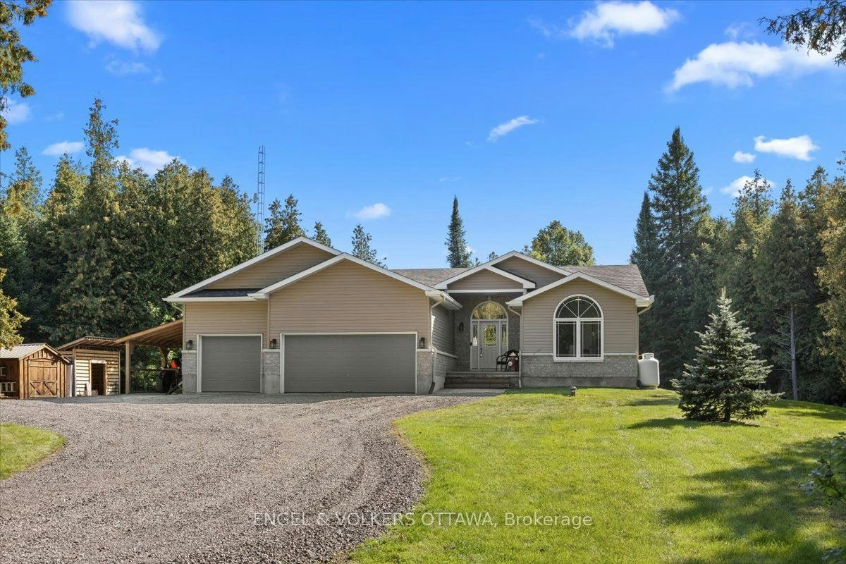 2565 Marshwood Road, Ottawa, ON, K0A 1L0