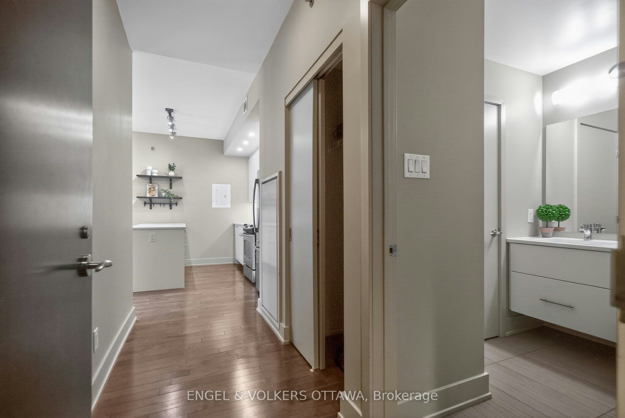 108 Richmond 507 Road, Ottawa, ON, K1Z 6V9 - 4